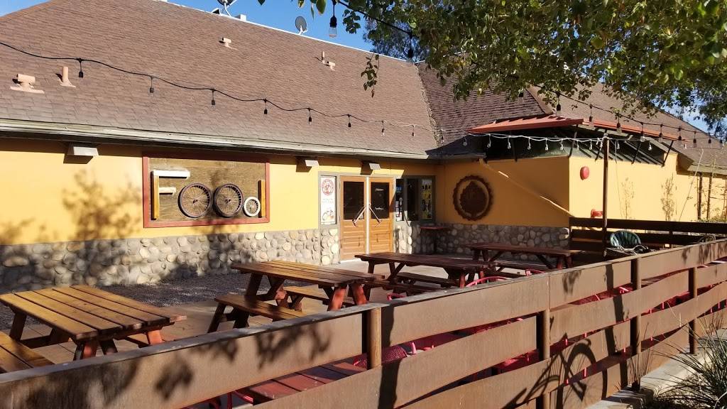 Boulders On Broadway | restaurant | 530 W Broadway Rd, Tempe, AZ 85282, USA | 4809219431 OR +1 480-921-9431