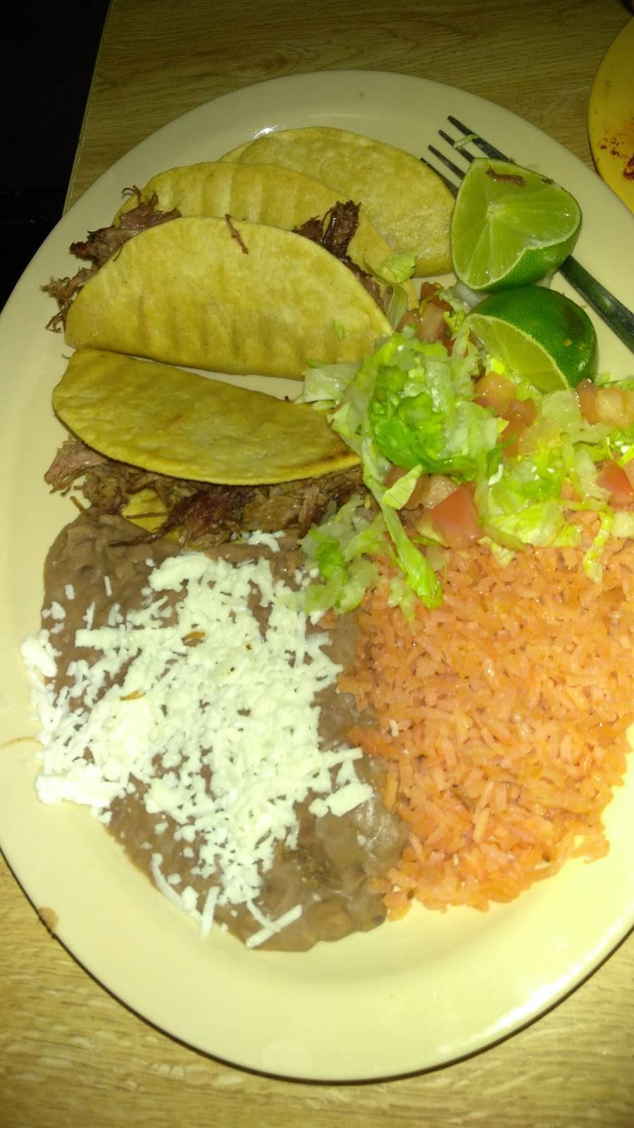 El Garabato | restaurant | 1580 George Dieter Dr #205, El Paso, TX 79936, USA | 9159219085 OR +1 915-921-9085