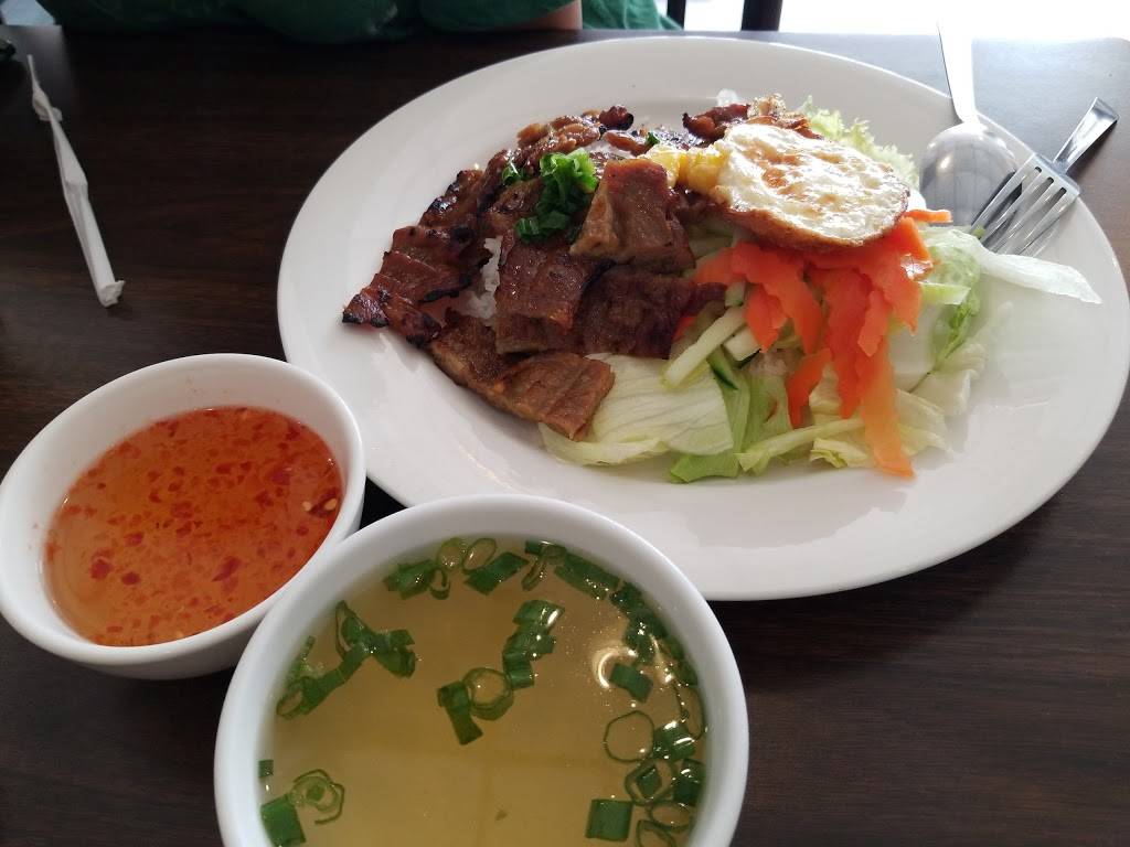 Cuu Long Quan | restaurant | 3063, 3724 Broadway St, Houston, TX 77017, USA | 7136410709 OR +1 713-641-0709