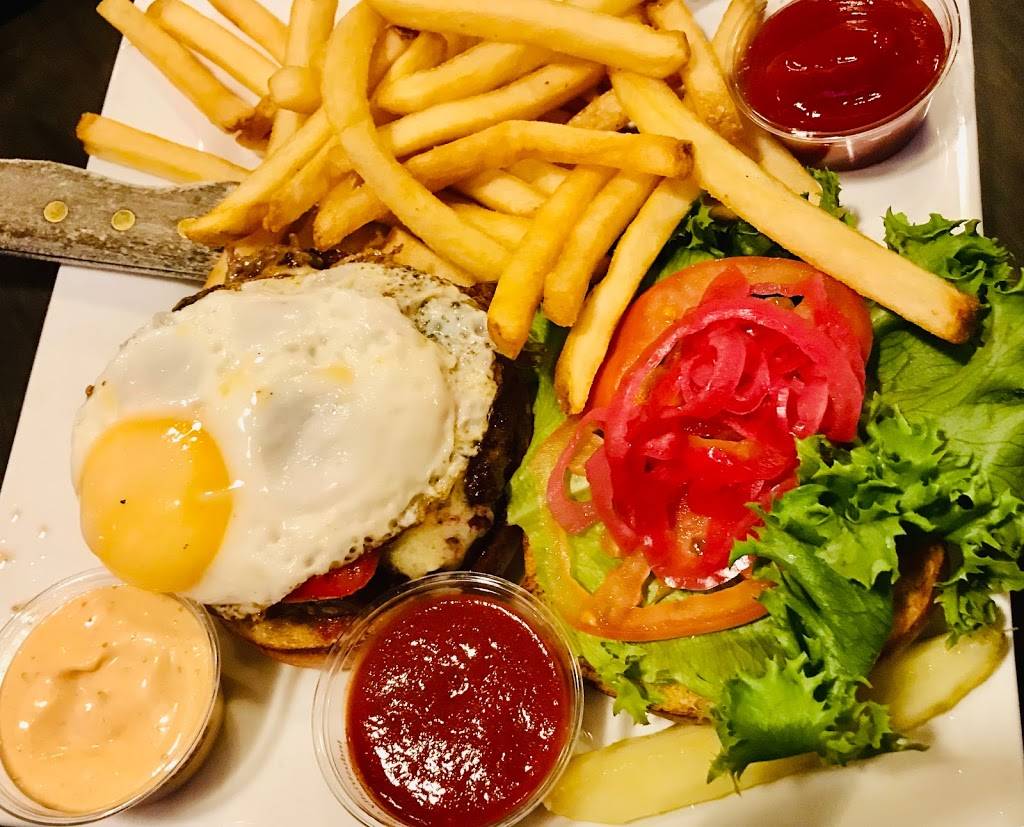 Normandy Park Ale House | restaurant | 19803 1st Ave S #104, Normandy Park, WA 98148, USA | 2065926986 OR +1 206-592-6986