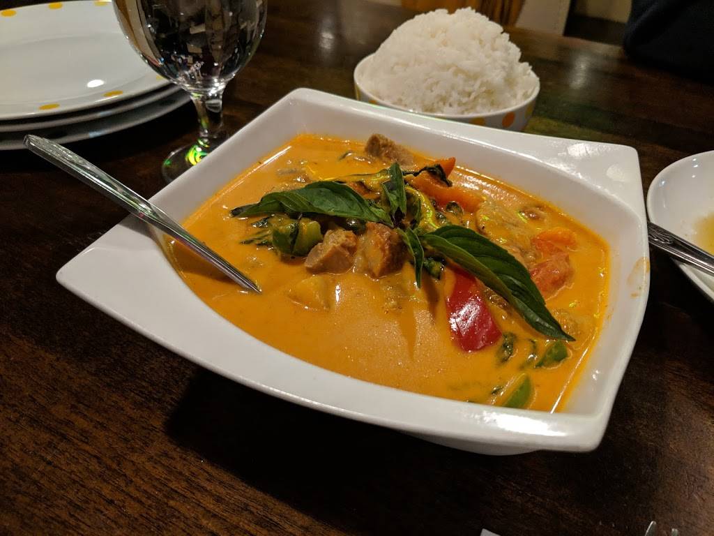 Pinkaew Thai Cuisine | restaurant | 5101 25th Ave NE #11, Seattle, WA 98105, USA | 2065222200 OR +1 206-522-2200