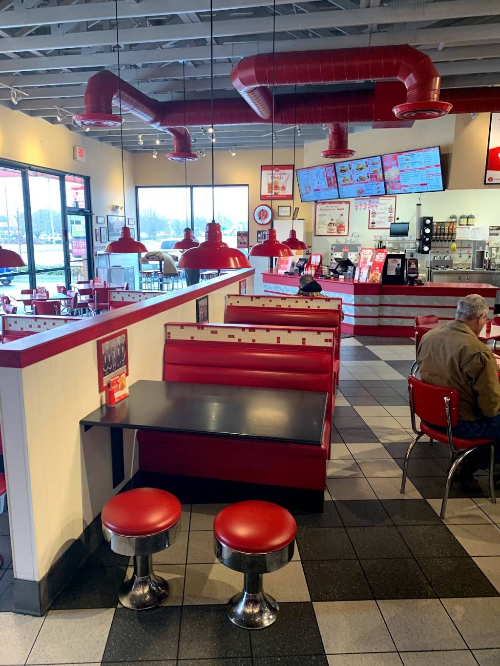 Freddys Frozen Custard & Steakburgers | restaurant | 420 Ridge Rd S #100, Wichita, KS 67209, USA | 3162602611 OR +1 316-260-2611