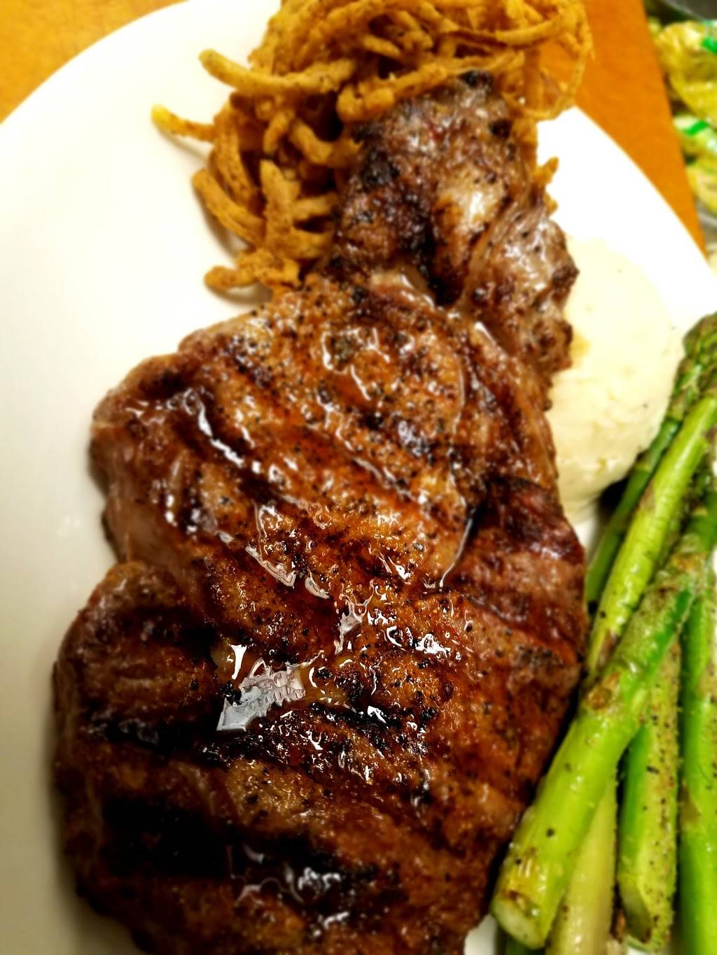 BJs Restaurant & Brewhouse | restaurant | 4720 S Hulen St, Fort Worth, TX 76132, USA | 8172929200 OR +1 817-292-9200