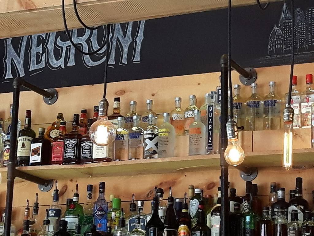 Le Pot Papilles et Cocktails | restaurant | 326 Rue des Forges, Trois-Rivières, QC G9A 2H1, Canada | 8198414959 OR +1 819-841-4959