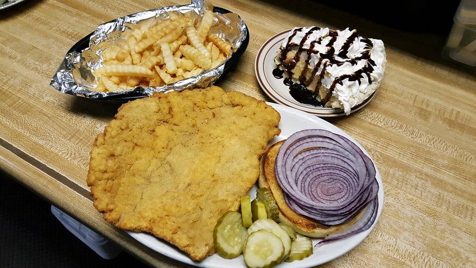 The Country Post | restaurant | 65 Commercial Rd, Huntington, IN 46750, USA | 2603590508 OR +1 260-359-0508