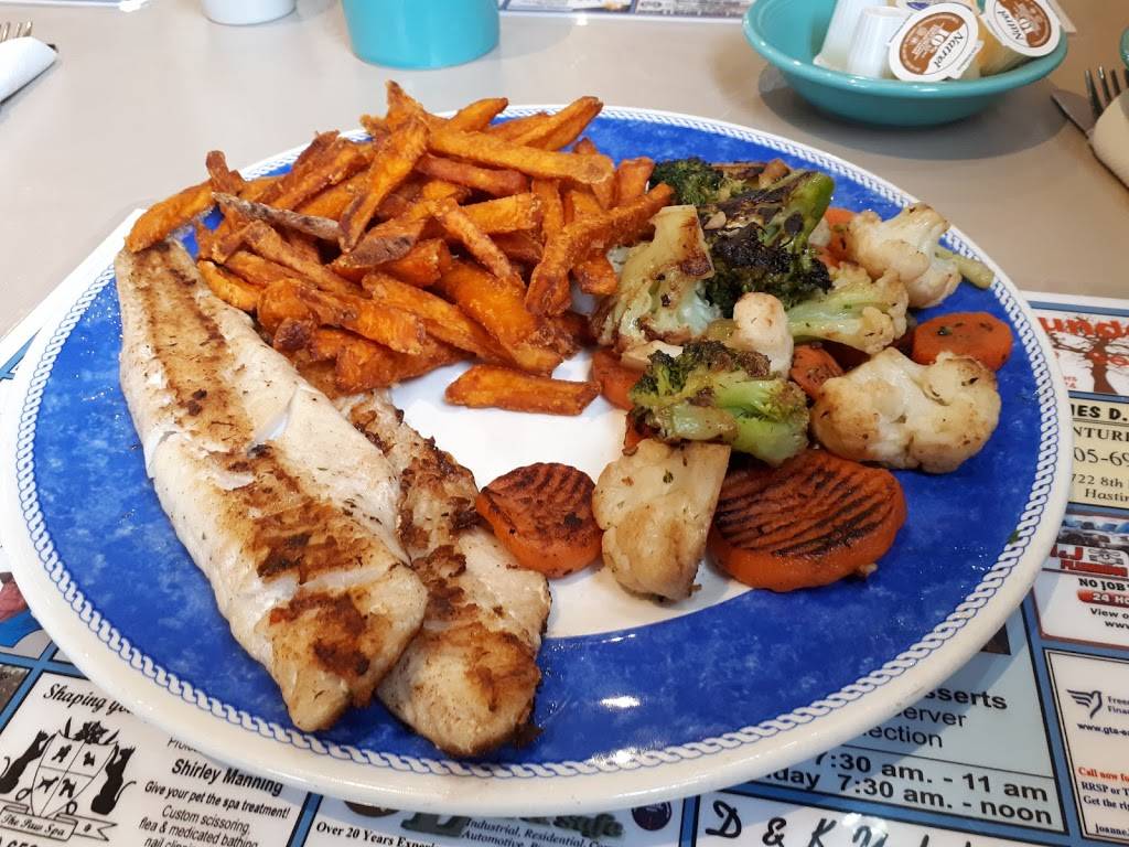 Jacks Family Restaurant | restaurant | 4327 ON-7, Norwood, ON K0L 2V0, Canada | 7058373474 OR +1 705-837-3474