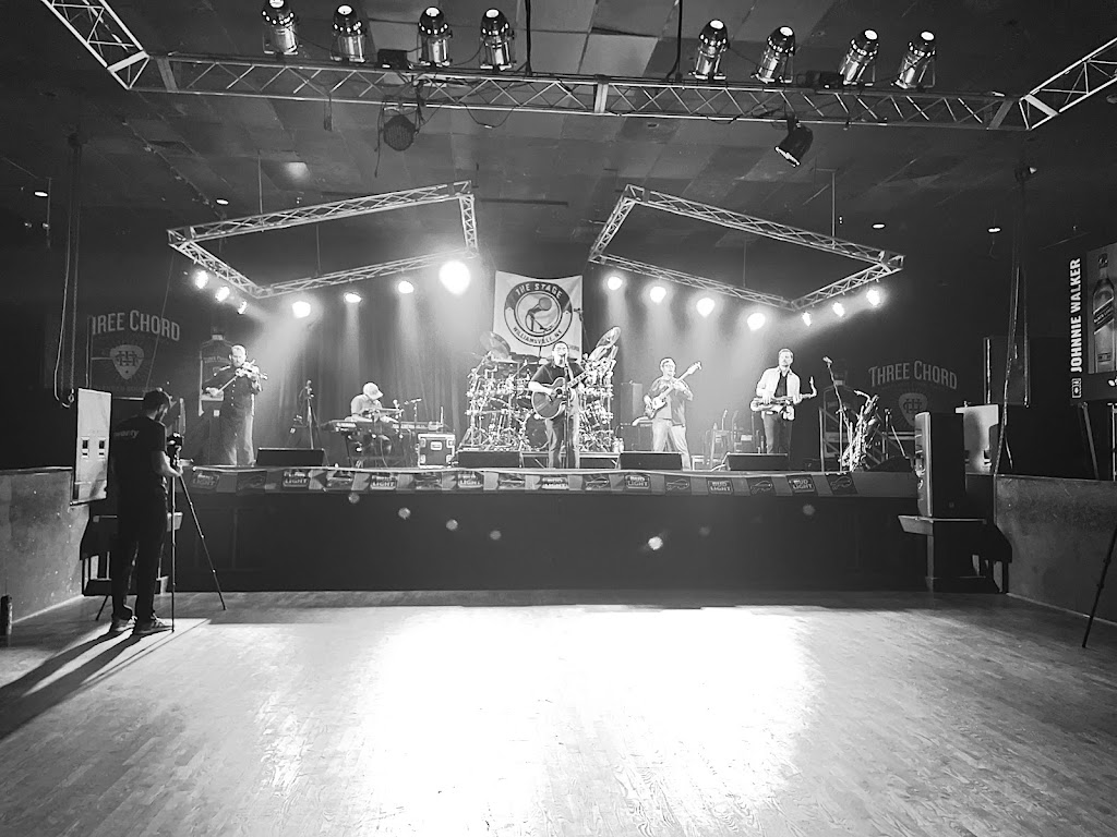 The Stage | night club | 8166 Main Street, Buffalo, NY 14221, USA | 7165689005 OR +1 716-568-9005