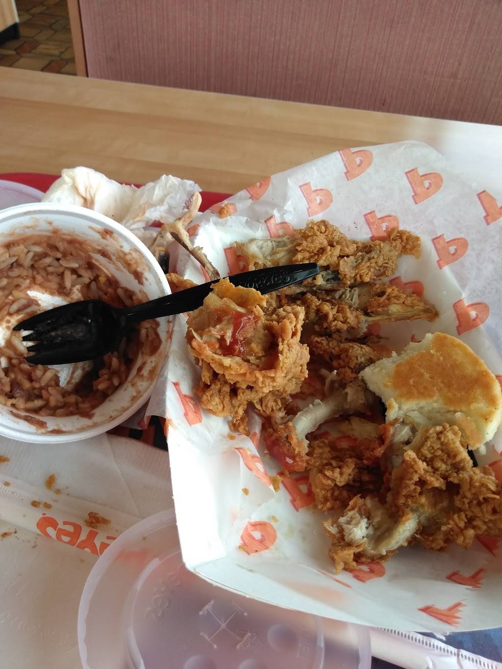 Popeyes Louisiana Kitchen | restaurant | 1760 W Mt Houston Rd, Houston, TX 77038, USA | 2815910431 OR +1 281-591-0431