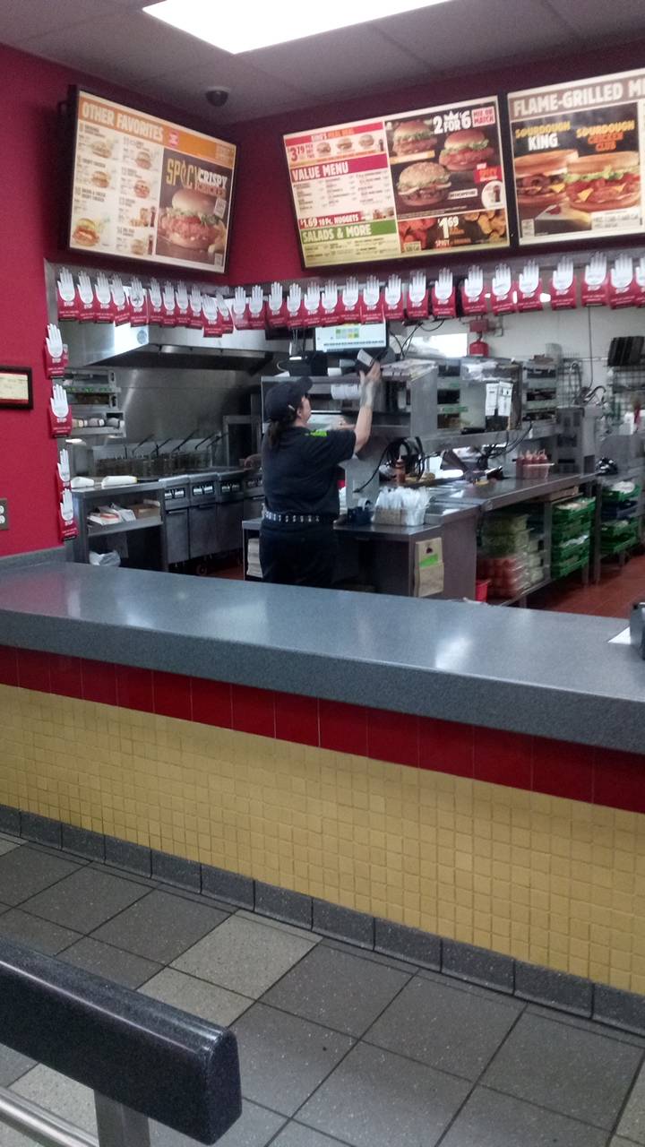 Burger King | restaurant | 226 Longs Pond Rd, Lexington, SC 29072, USA | 8033582547 OR +1 803-358-2547