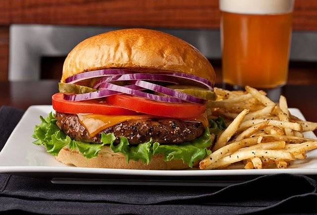 Basement Burger Bar | restaurant | 1326 Brush St, Detroit, MI 48226, USA | 3138183708 OR +1 313-818-3708