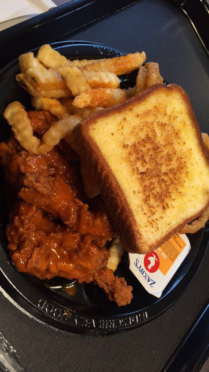 Zaxbys Chicken Fingers & Buffalo Wings | restaurant | 21430 Kuykendahl Rd, Spring, TX 77379, USA | 2813234830 OR +1 281-323-4830