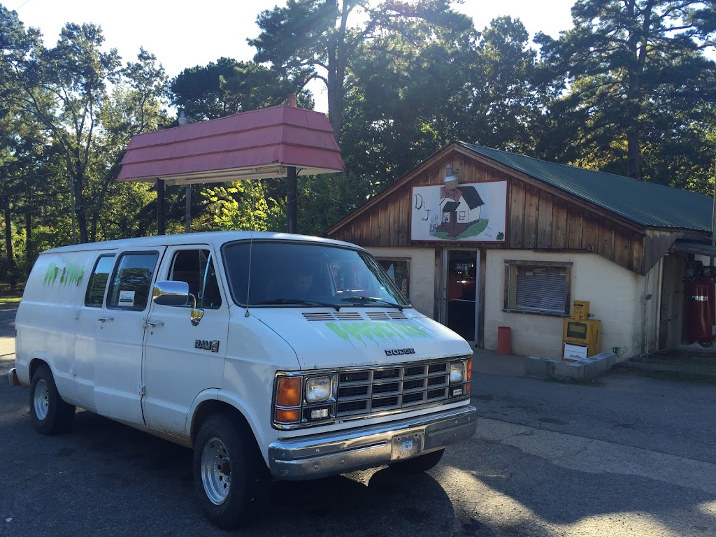 Red Lick Country Store | restaurant | 6336 AR-21, Clarksville, AR 72830, USA | 4797544666 OR +1 479-754-4666