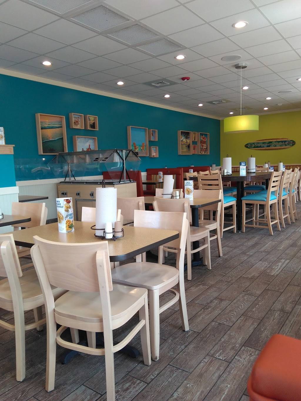 Captain Ds | restaurant | 2424 N Roan St, Johnson City, TN 37601, USA | 4236310172 OR +1 423-631-0172