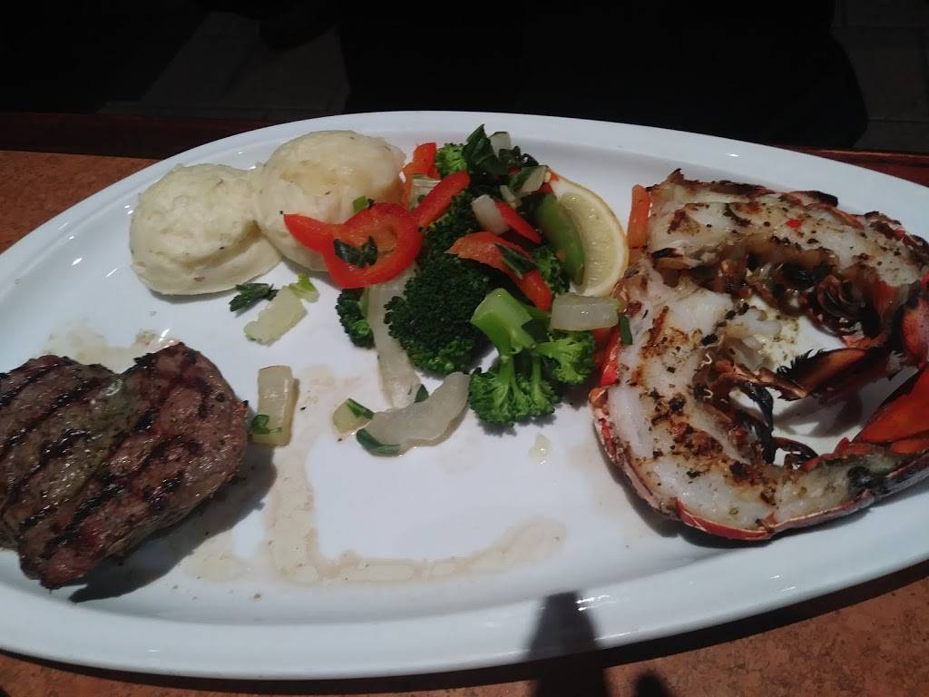 TGI Fridays | restaurant | 1725 S Alameda St, Compton, CA 90220, USA | 3107639830 OR +1 310-763-9830