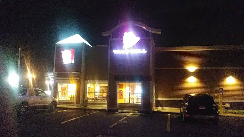 Taco Bell | meal takeaway | 218 Broad St, Bridgewater, MA 02324, USA | 5086978436 OR +1 508-697-8436