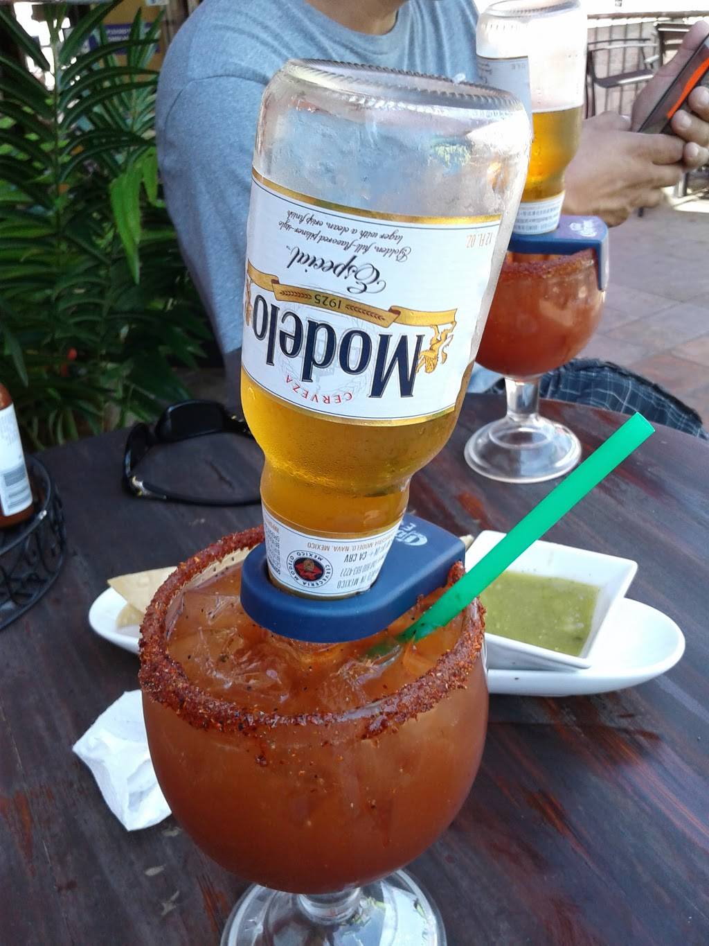 Baby Lobster | restaurant | 1001 Maple Ave, Los Angeles, CA 90015, USA | 2137470605 OR +1 213-747-0605