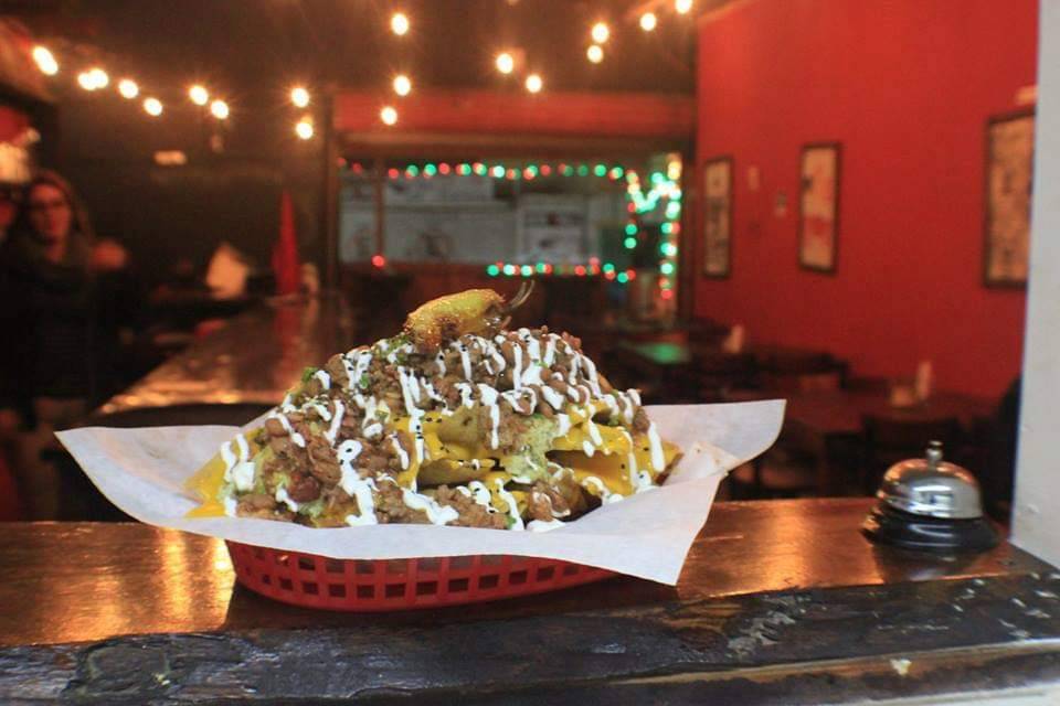 Cuatro Veintes Taps And Kitchen | restaurant | Calle Ambar 423, Fraccionamiento Los Encinos, 22820 Ensenada, B.C., Mexico | 016462276170 OR +52 646 227 6170