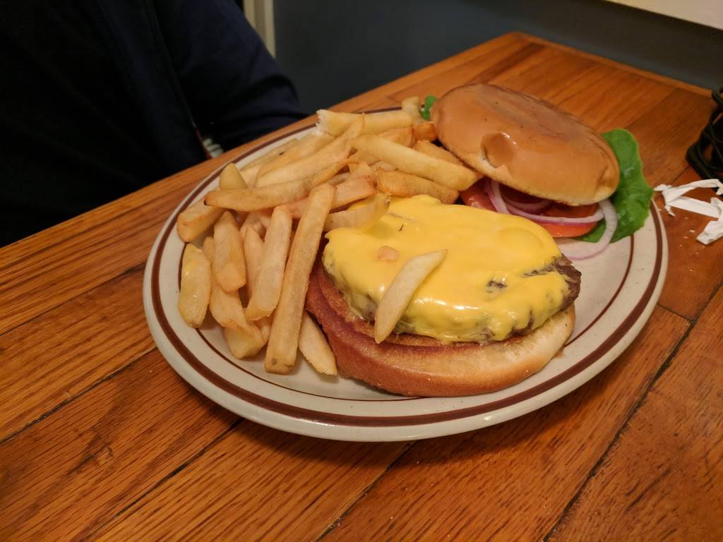 Lunas Family Restaurant | restaurant | 738 Pearl Rd, Brunswick, OH 44212, USA | 3304606554 OR +1 330-460-6554