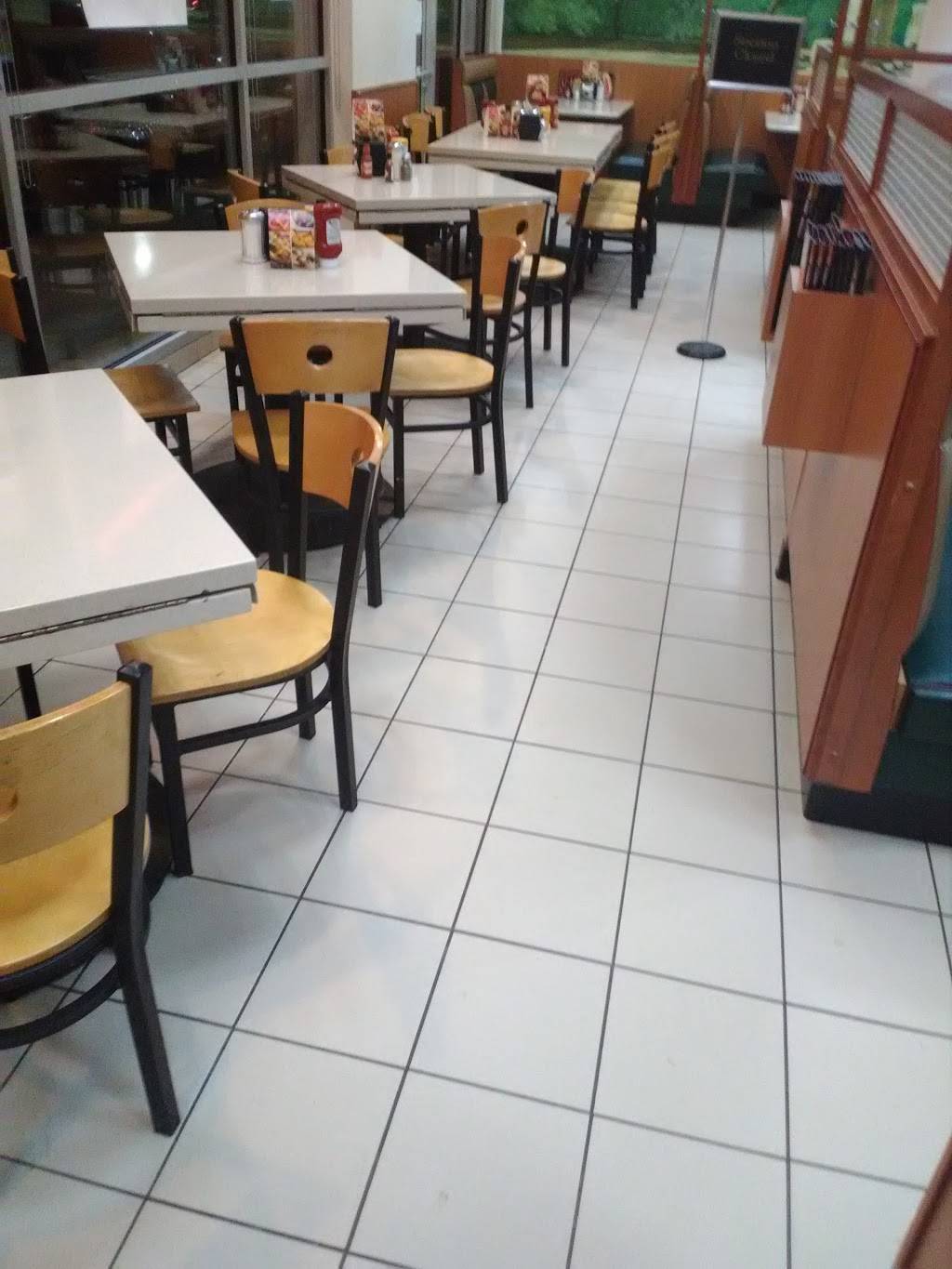 Leos Coney Island | restaurant | 28595 Northwestern Hwy, Southfield, MI 48034, USA | 2483553844 OR +1 248-355-3844