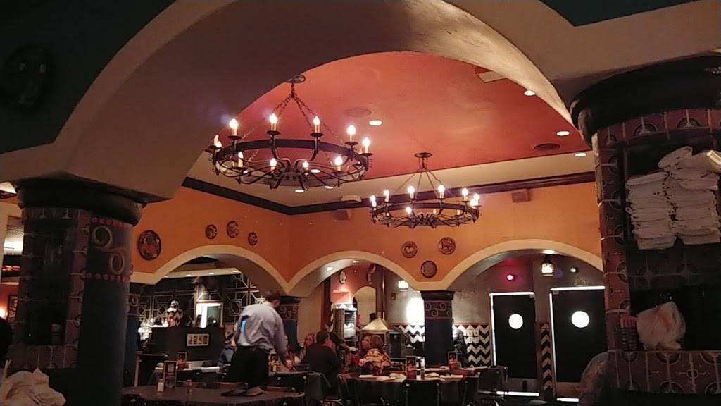 Uncle Julios Mexican From Scratch | restaurant | 4251 Fairfax Corner Ave, Fairfax, VA 22030, USA | 7032667760 OR +1 703-266-7760