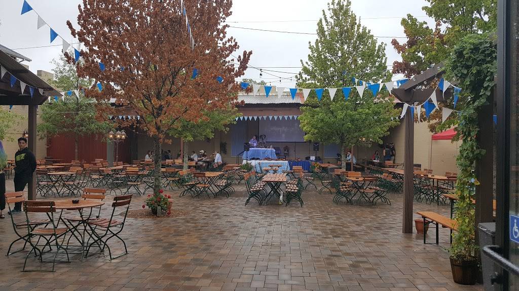 Schulz Bräu Brewing Company | restaurant | 126 Bernard Ave, Knoxville, TN 37917, USA | 8002459764 OR +1 800-245-9764