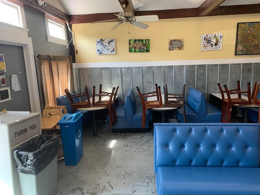 Trilly Cheesesteaks | restaurant | 4413 Banks St, New Orleans, LA 70119, USA | 5047848169 OR +1 504-784-8169