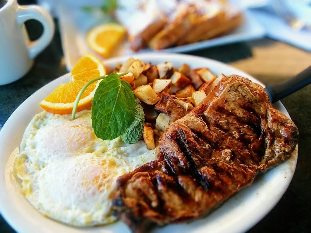 Foxy’s Restaurant | restaurant | 206 W Colorado St, Glendale, CA 91204, USA | 8182460244 OR +1 818-246-0244