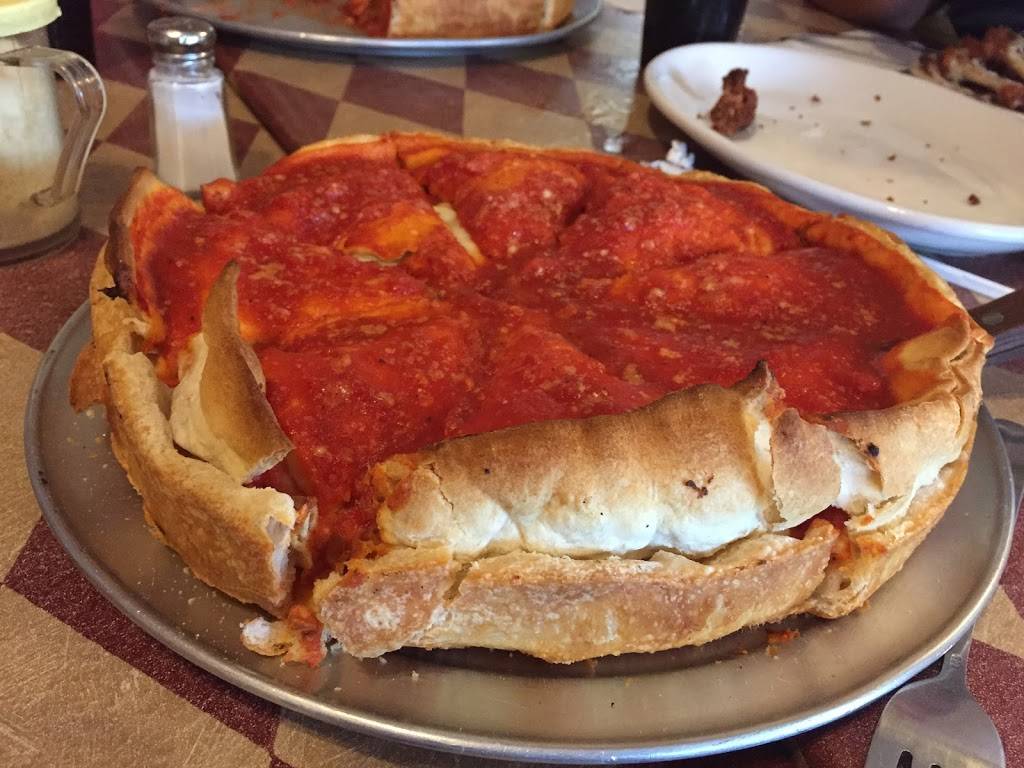 Dimaggio Pizza | restaurant | 108 E Market St, Christopher, IL 62822, USA | 6187247877 OR +1 618-724-7877