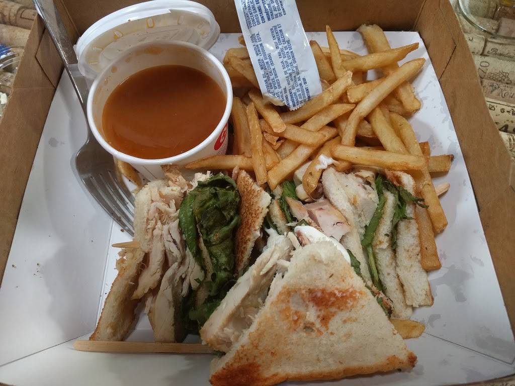 St-Hubert Express | restaurant | 4120 Boulevard LaSalle, Verdun, QC H4G 2A5, Canada | 5143855555 OR +1 514-385-5555