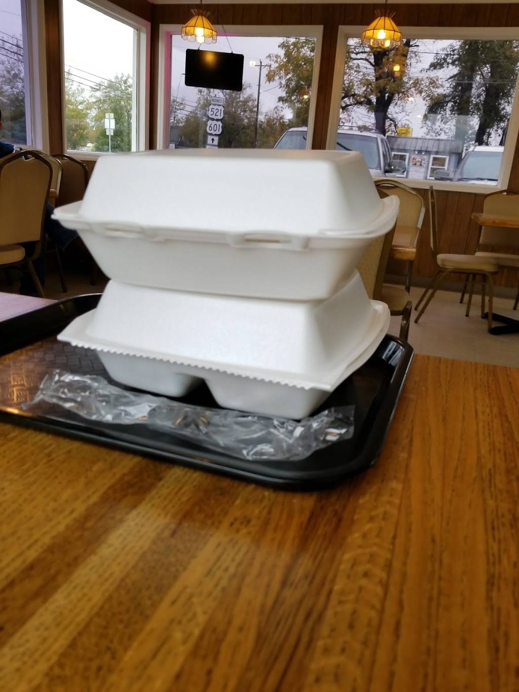 Yoshi Hibachi Express | restaurant | 421 Hampton St, Kershaw, SC 29067, USA | 8034759674 OR +1 803-475-9674