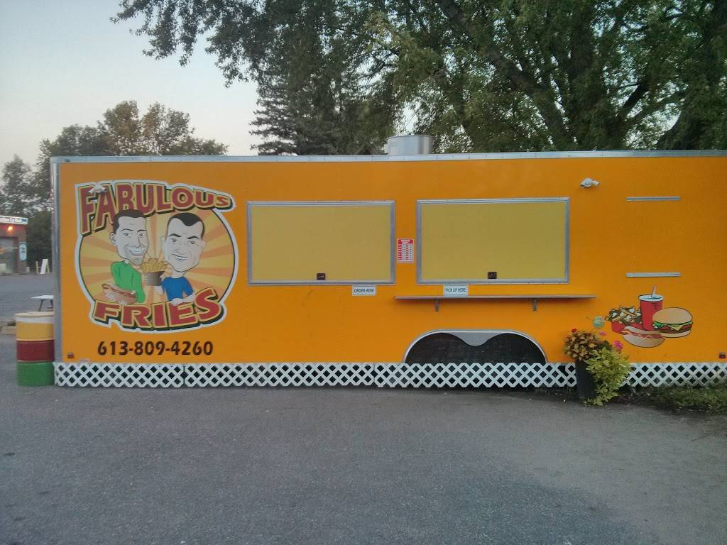 Fabulous Fries | restaurant | 380 Almonte St, Almonte, ON K0A 1A0, Canada | 6138094260 OR +1 613-809-4260