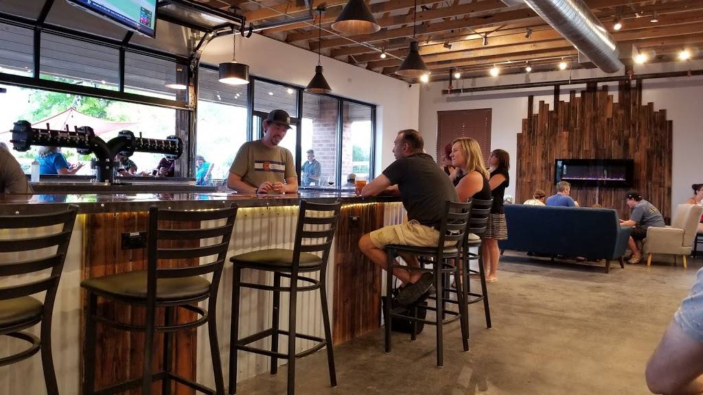 Coal Mine Ave Brewing Company | restaurant | 9719 W Coal Mine Ave unit a, Littleton, CO 80123, USA | 7205044866 OR +1 720-504-4866
