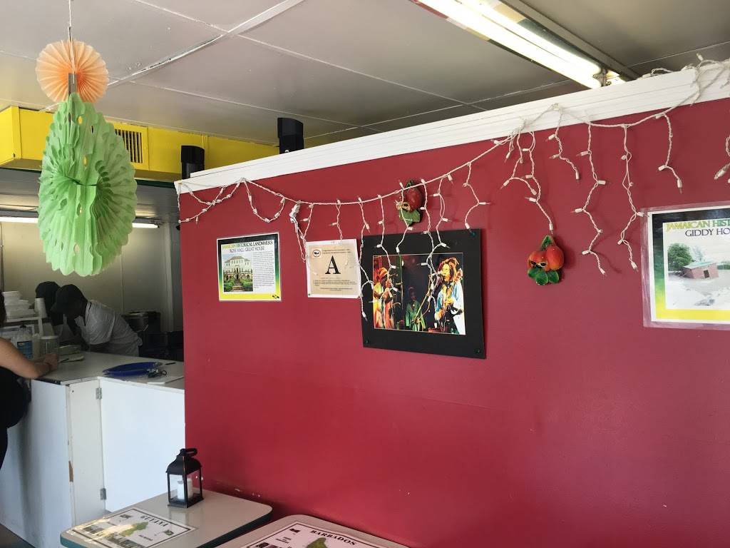 3D’s Jamaican International Cuisine | restaurant | 159 Boston Post Rd, Orange, CT 06477, USA | 2032980469 OR +1 203-298-0469