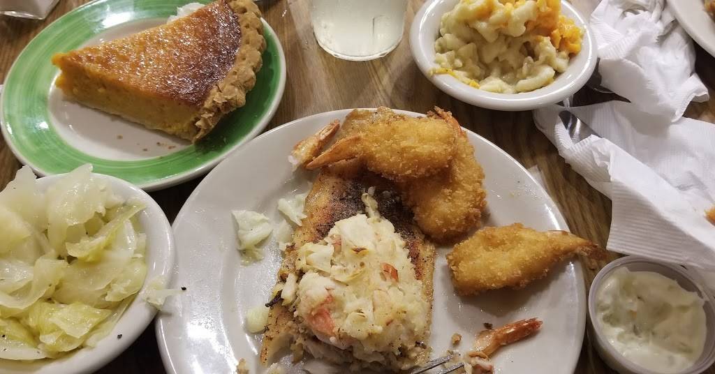 Piccadilly Cafeteria | restaurant | Newmarket Square, 111 Newmarket Dr N, Newport News, VA 23605, USA | 7578264975 OR +1 757-826-4975