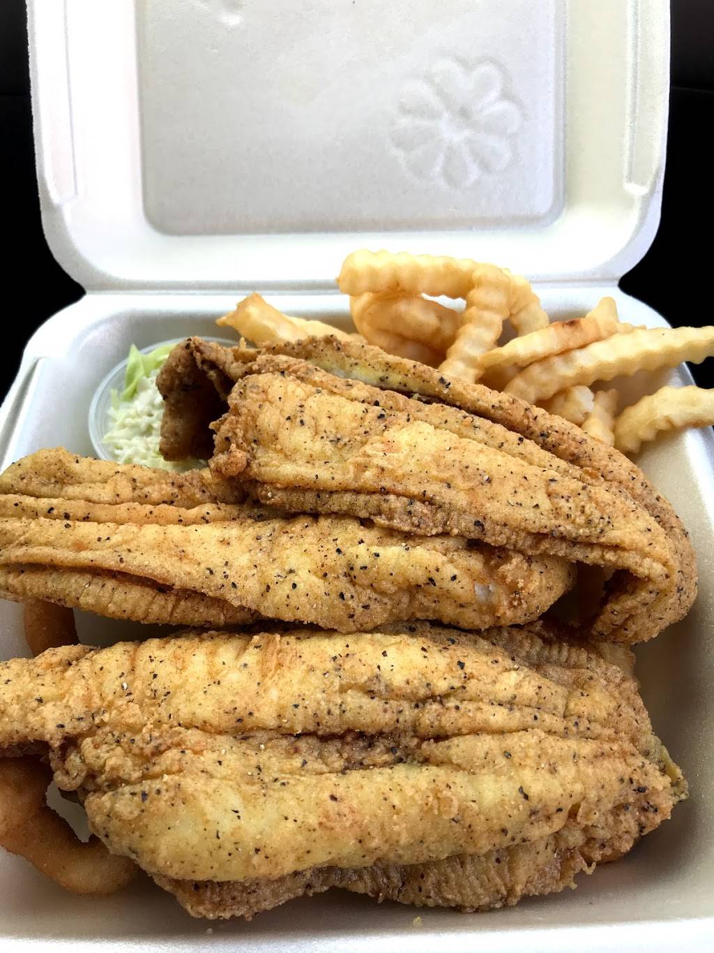 Tides Inn Steak & Seafood | restaurant | 3927 W Gate City Blvd # A, Greensboro, NC 27407, USA | 3368525845 OR +1 336-852-5845