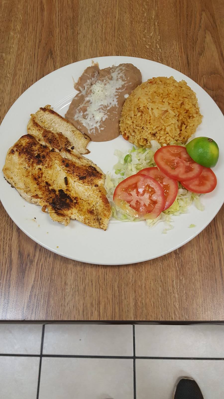 El Portal Mexican Food | restaurant | 1040 E Schaumburg Rd, Streamwood, IL 60107, USA | 6305401512 OR +1 630-540-1512