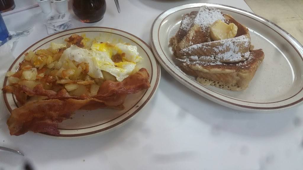 Swifts Breakfast House | restaurant | 930 Santa Fe Dr, Denver, CO 80204, USA | 3036239743 OR +1 303-623-9743