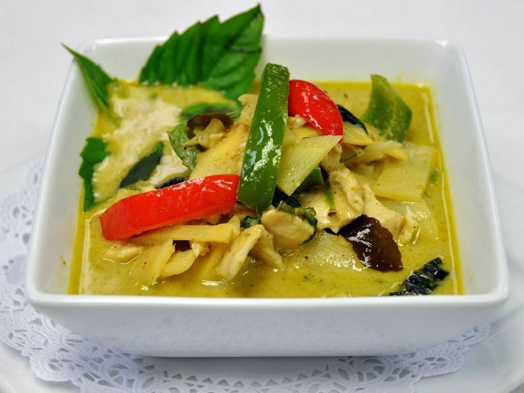 wat zab thai food | restaurant | 5000 Burnet Rd, Austin, TX 78756, USA | 5127453634 OR +1 512-745-3634