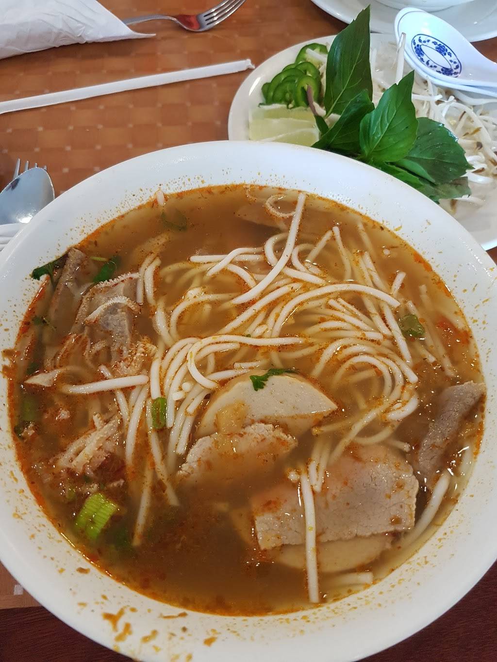 Pho Viet Nam | restaurant | 535 Orange Ave NE, Roanoke, VA 24016, USA | 5403451110 OR +1 540-345-1110
