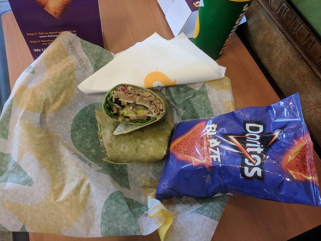 Subway Restaurants | restaurant | 5156 Richmond Ave, Houston, TX 77056, USA | 7139619276 OR +1 713-961-9276