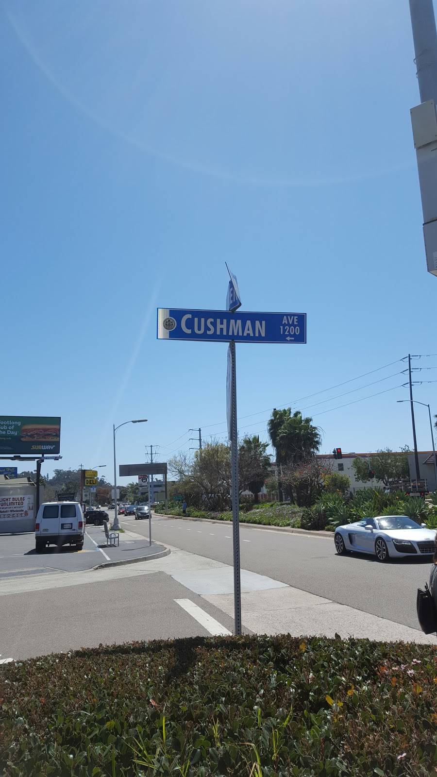 Valero | meal takeaway | 1083 Morena Blvd, San Diego, CA 92110, USA | 6193268867 OR +1 619-326-8867