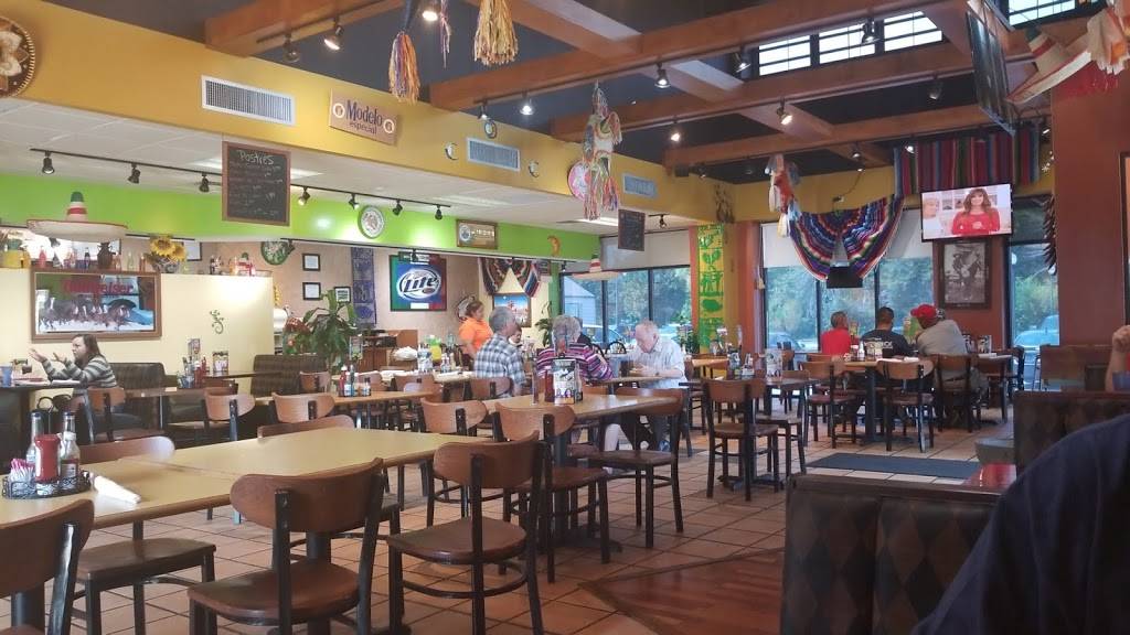 La Nueva Charreada | restaurant | 1805 University Blvd, Anderson, IN 46012, USA | 7656412888 OR +1 765-641-2888