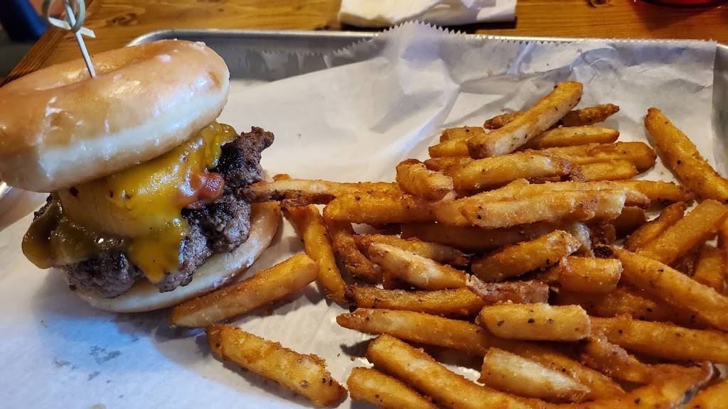 Cashmans Pub | restaurant | 370 Cherry St, Macon, GA 31201, USA | 4782199703 OR +1 478-219-9703