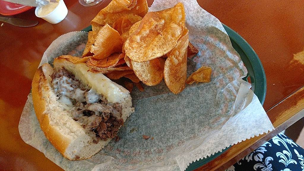 Jennas Breezeway | restaurant | 20 N Brevard Ave, Cocoa Beach, FL 32931, USA | 3217844240 OR +1 321-784-4240