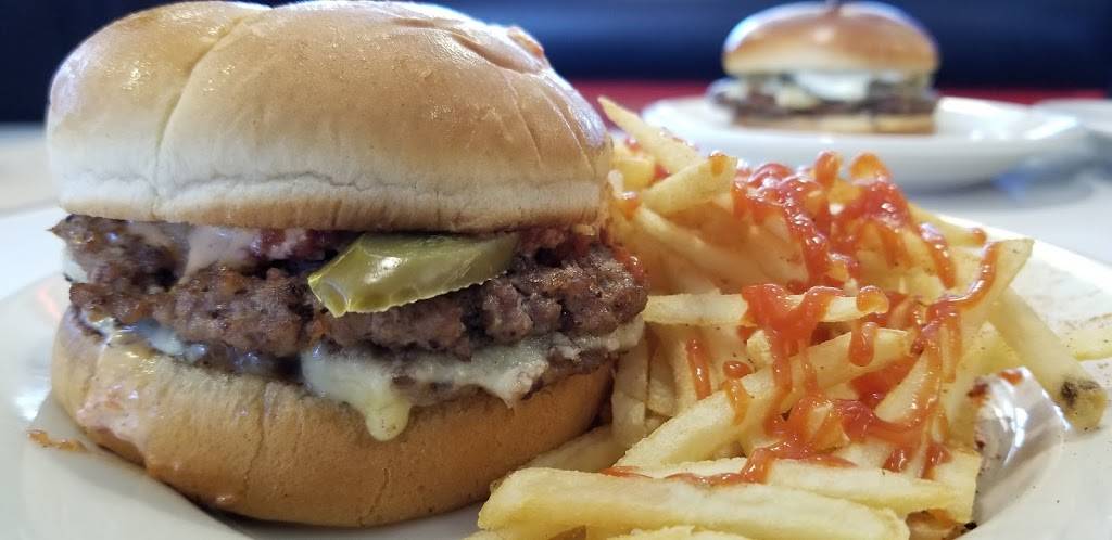 Steak n Shake | restaurant | 9431 Philips Hwy, Jacksonville, FL 32256, USA | 9045199913 OR +1 904-519-9913