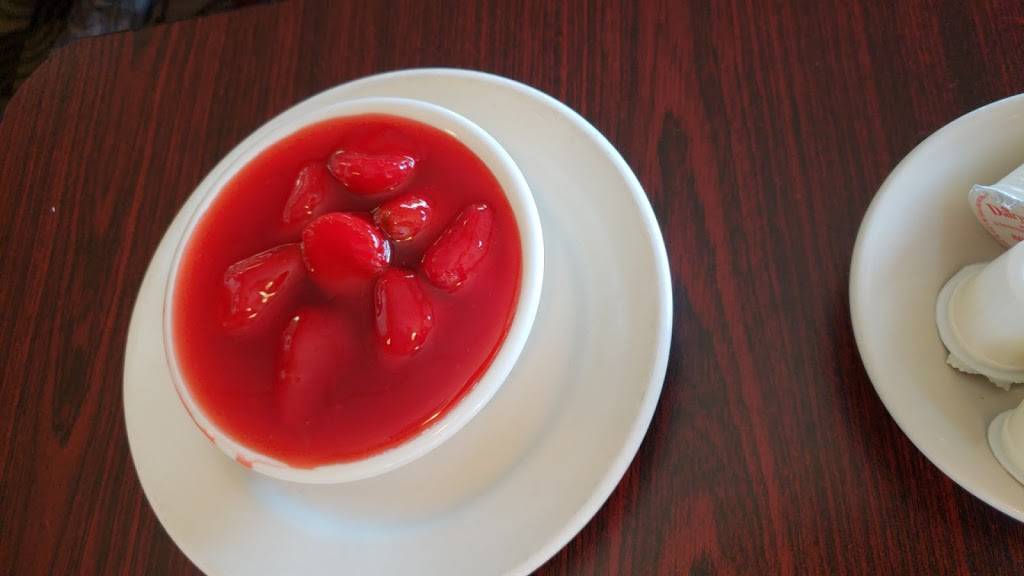 Falcon Family Restaurant | restaurant | 1021 S Main St, Bowling Green, OH 43402, USA | 4198194494 OR +1 419-819-4494