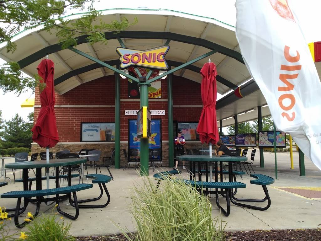 Sonic Drive-In | restaurant | 16031 South Farrell Rd, Lockport, IL 60441, USA | 8158380092 OR +1 815-838-0092