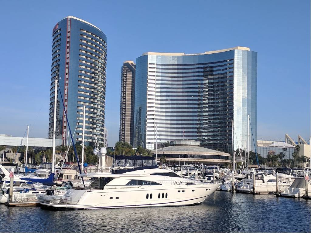 Marina Kitchen | restaurant | 333 W Harbor Dr, San Diego, CA 92101, USA | 6192341500 OR +1 619-234-1500