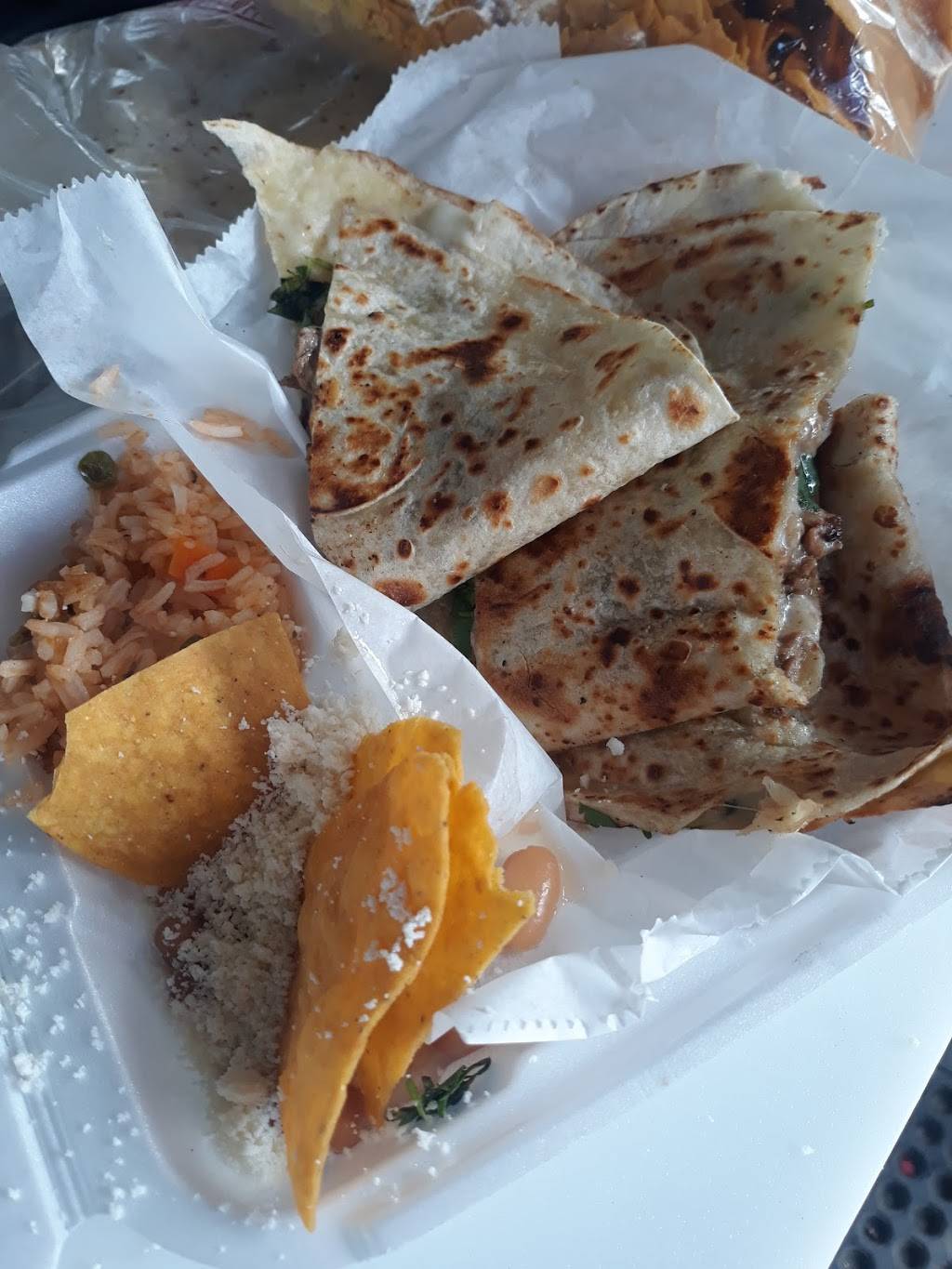 La Morena Hot Dogs | meal takeaway | HURON ST, W Ave 26, Los Angeles, CA 90065, USA | 3234461282 OR +1 323-446-1282