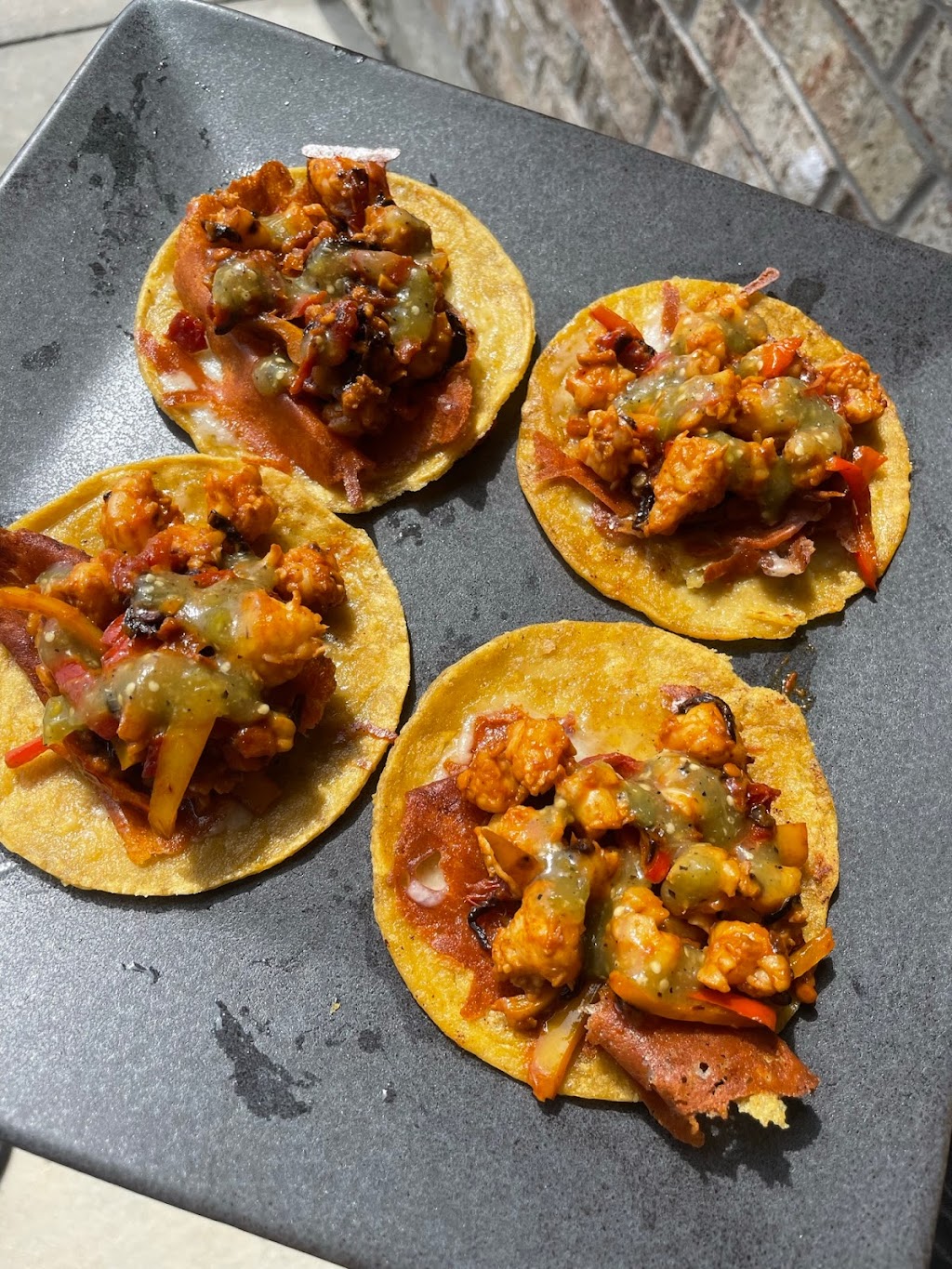 Mama Lola’s kitchen | restaurant | 709 N Powell Pkwy, Anna, TX 75409, USA | 4697930443 OR +1 469-793-0443